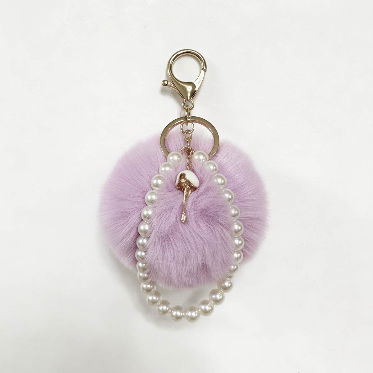 FLUFFY BALL PEARL KEYCHAIN LAVENDER
